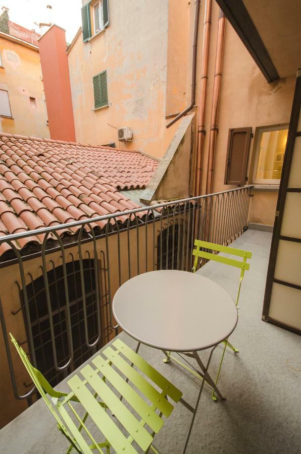 Azeglio Apartment, A Due Passi Da Piazza Maggiore Bologna Eksteriør bilde